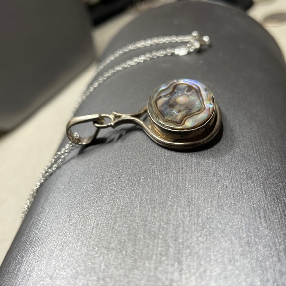 Vintage abalone shell 925 sterling silver large pendant with Mini forming pearl - Picture 3 of 9